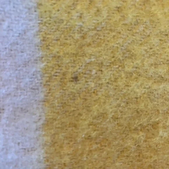 Mid-Century Wool Blanket - Picture 14 of 16